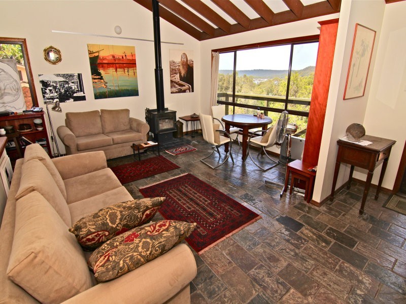 102a Henderson Rd, Saratoga NSW 2251