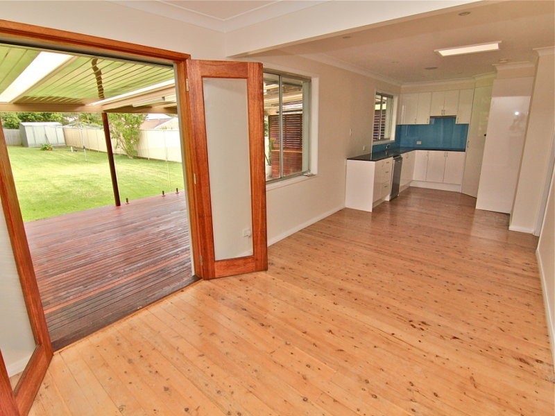 122 Davistown Rd, Saratoga NSW 2251