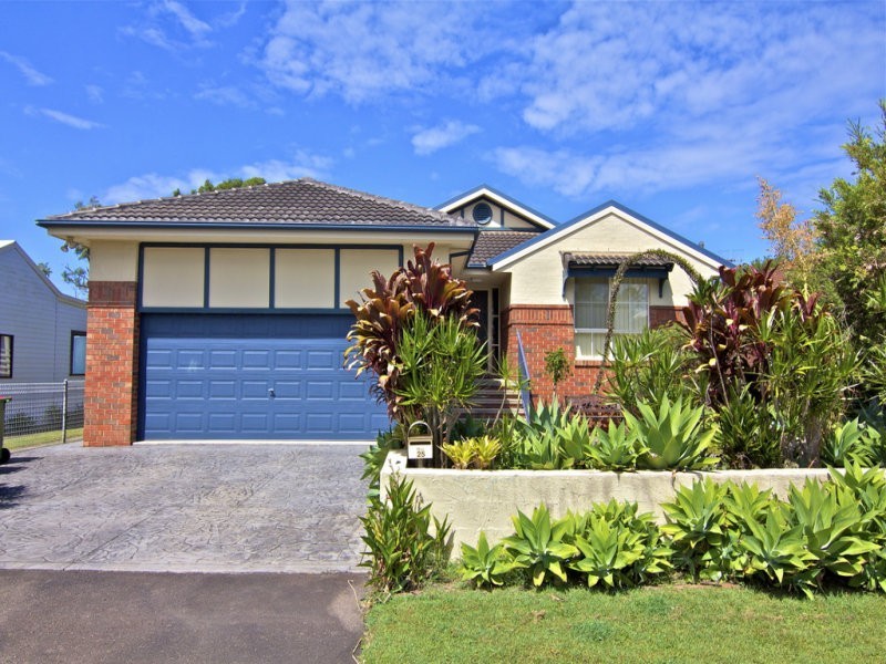 25 Mirreen Ave, Davistown NSW 2251