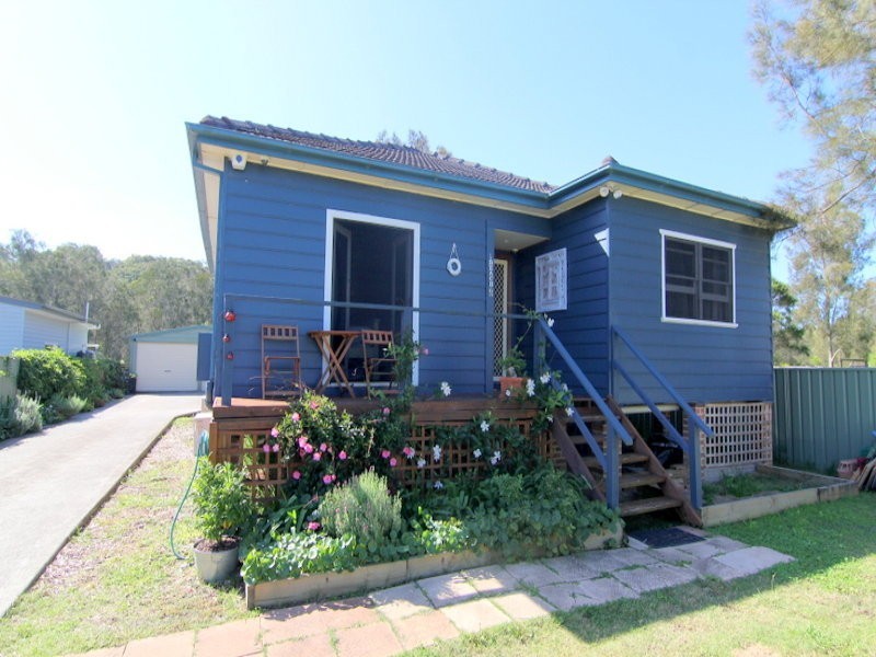 50 Emora Ave, Davistown NSW 2251