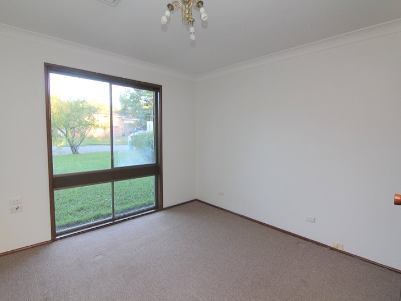 8 Koolkuna Cl, Kincumber NSW 2251