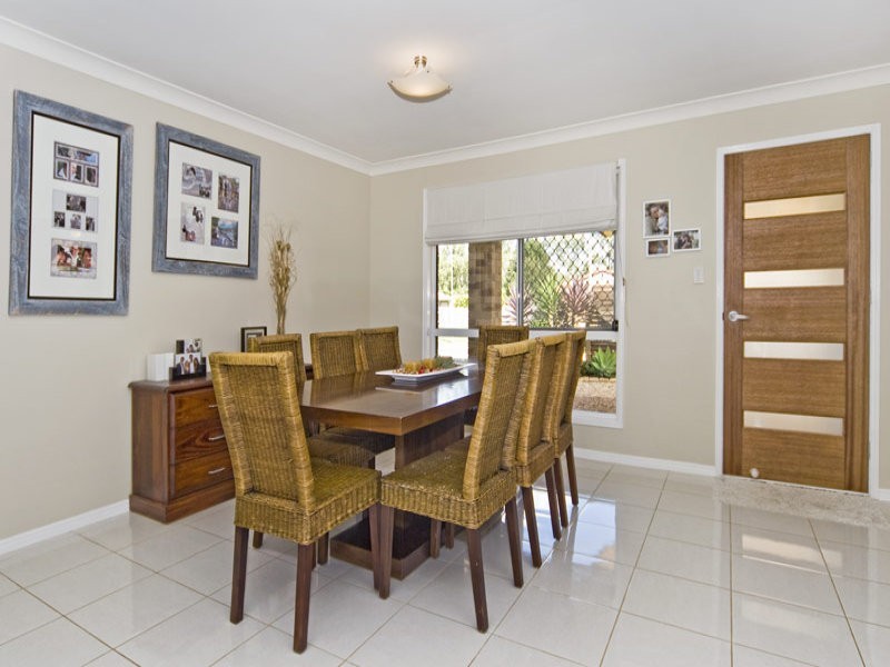 32 Batehaven Street, Loganholme QLD 4129