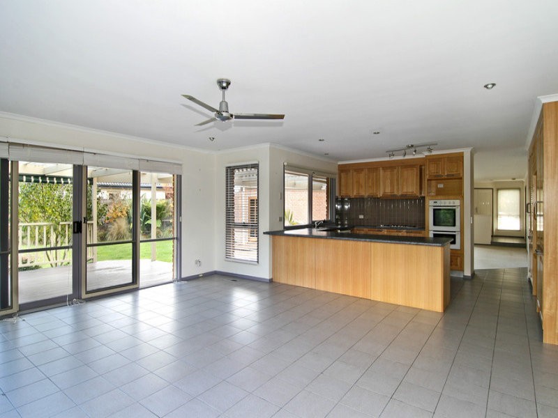 12 Willowdene Close, Somerville VIC 3912