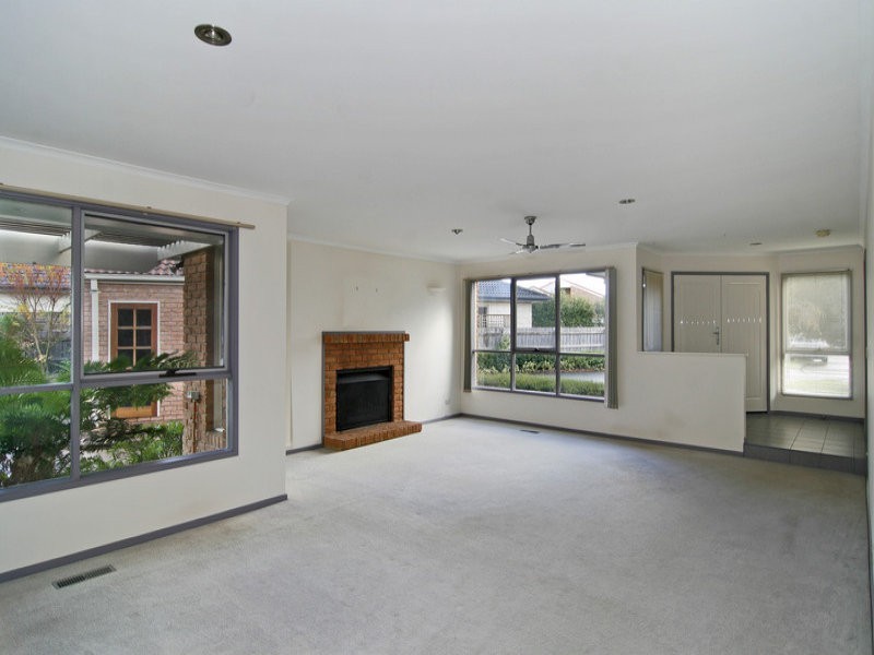 12 Willowdene Close, Somerville VIC 3912