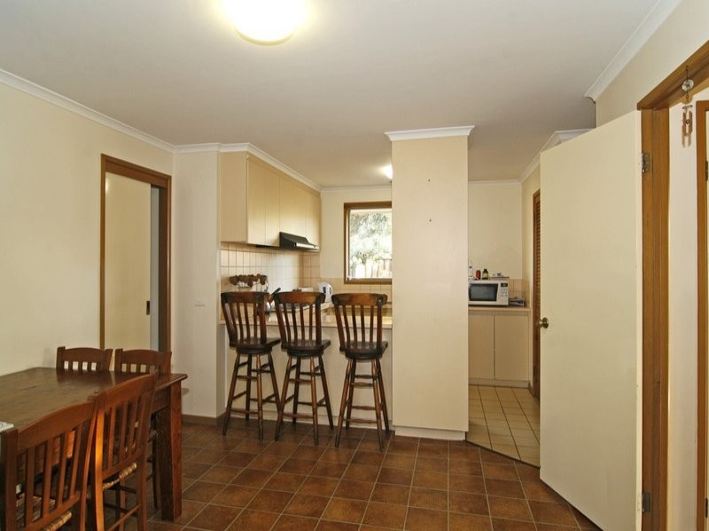 17 Clarendon Drive, Somerville VIC 3912