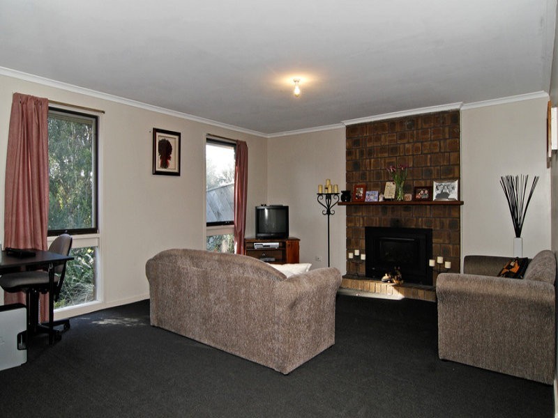21 Sullivan Drive, Somerville VIC 3912
