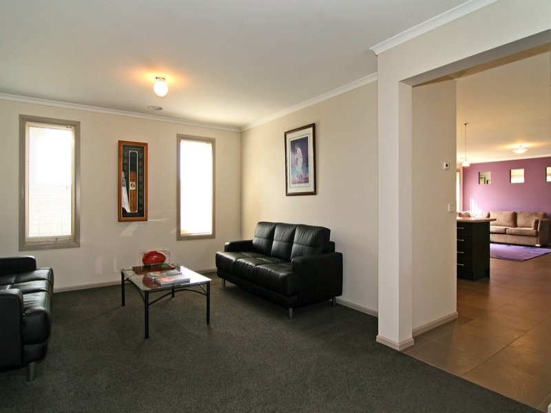 37 Spruce Drive, Hastings VIC 3915