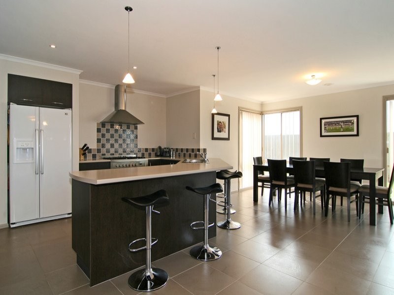 37 Spruce Drive, Hastings VIC 3915