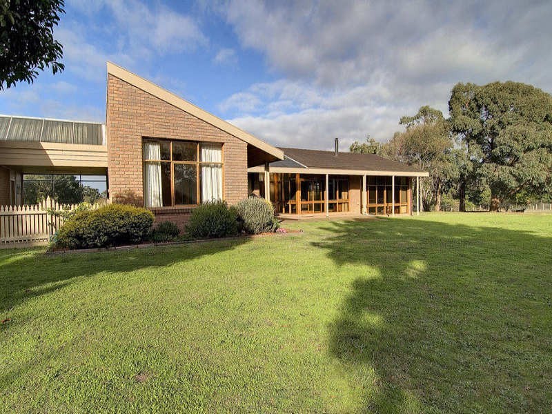 145 Victoria Road, Pearcedale VIC 3912