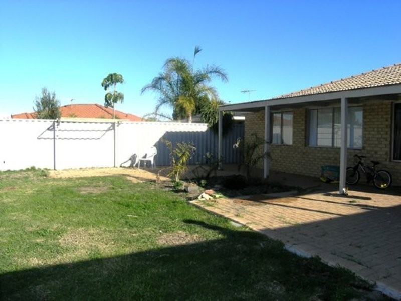 17 Duncombe Grove, Quinns Rocks WA 6030