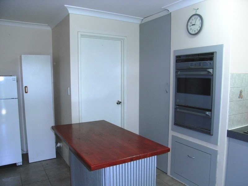 42 Meadowview Drive, Ballajura WA 6066