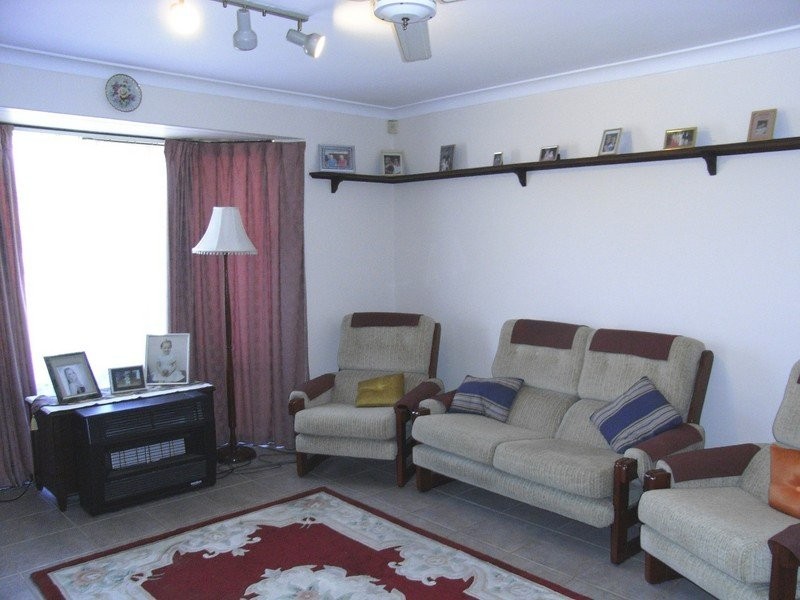 42 Meadowview Drive, Ballajura WA 6066