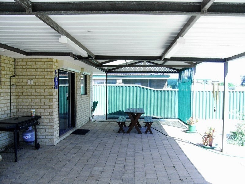 42 Meadowview Drive, Ballajura WA 6066