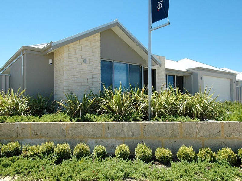 6 Impington Rd, Butler WA 6036