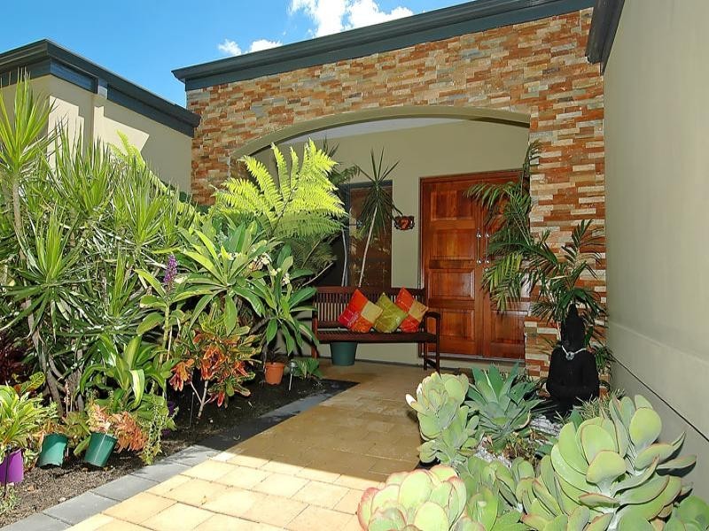 7 Russell Road, Madeley WA 6065