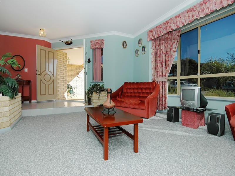 6 SEASIDE GARDENS, Mullaloo WA 6027