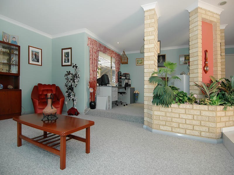 6 SEASIDE GARDENS, Mullaloo WA 6027
