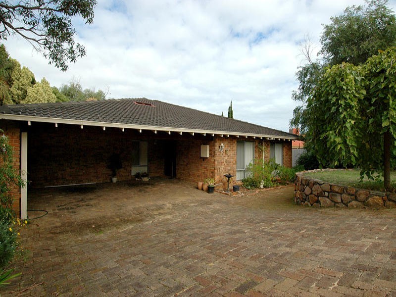 10 The Crest, Woodvale WA 6026