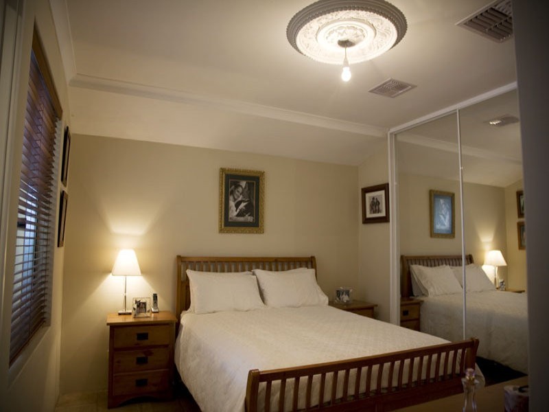 9 Danja Rise, Hocking WA 6065