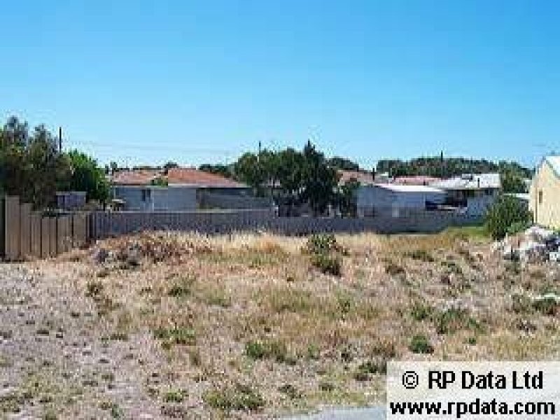 8 Henty Court, Two Rocks WA 6037