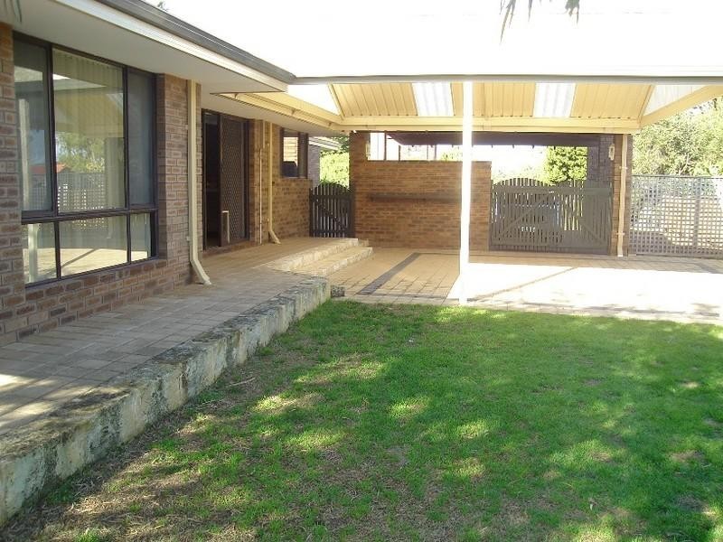 38 Scaphella Ave, Mullaloo WA 6027