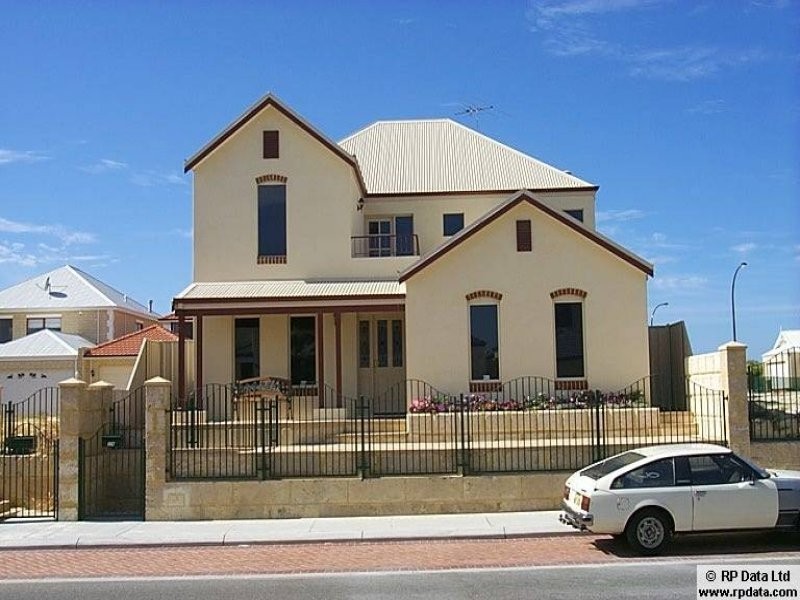 224 Flinders Avenue, Hillarys WA 6025