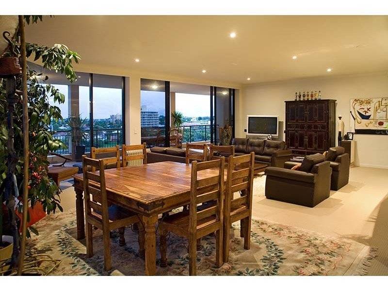 241 Wellington Road, East Brisbane QLD 4169