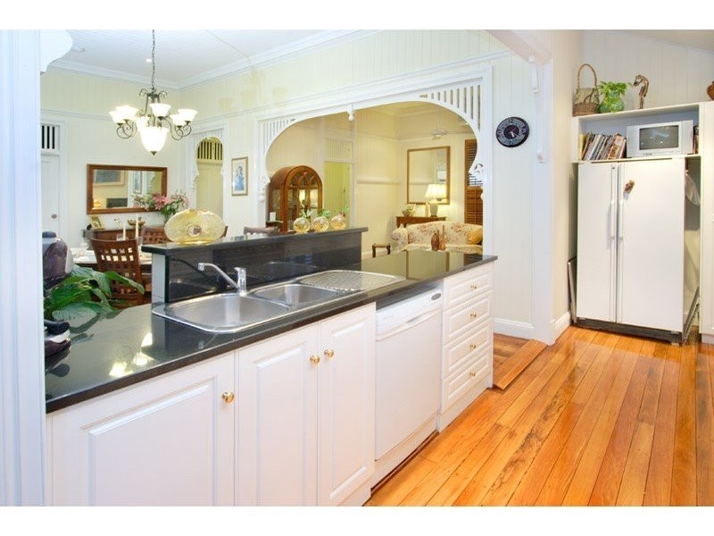 60 Gladstone Road, Highgate Hill QLD 4101