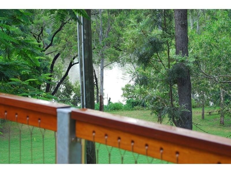 1 Indooroopilly Street, Dutton Park QLD 4102