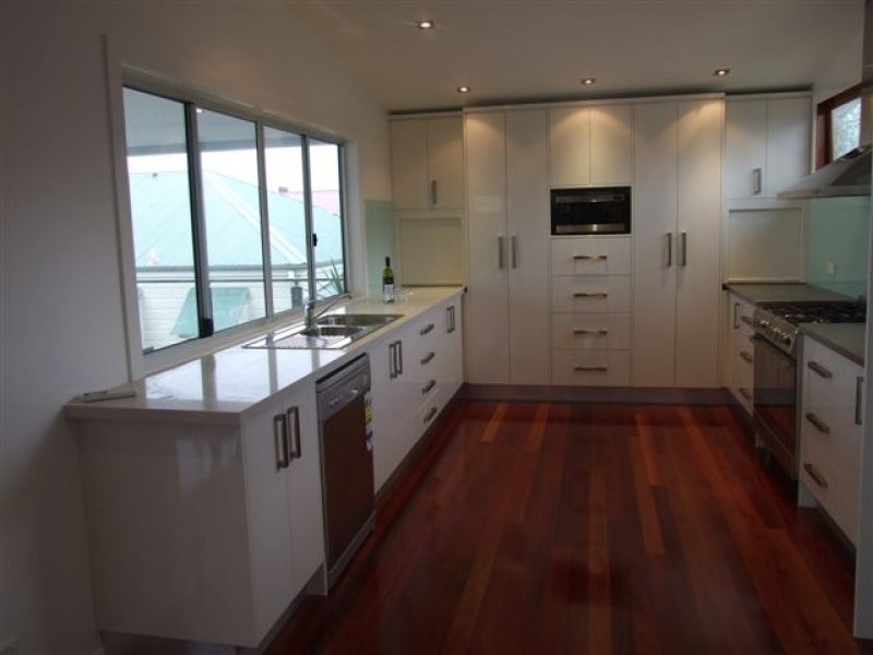 72 Newman Avenue, Camp Hill QLD 4152