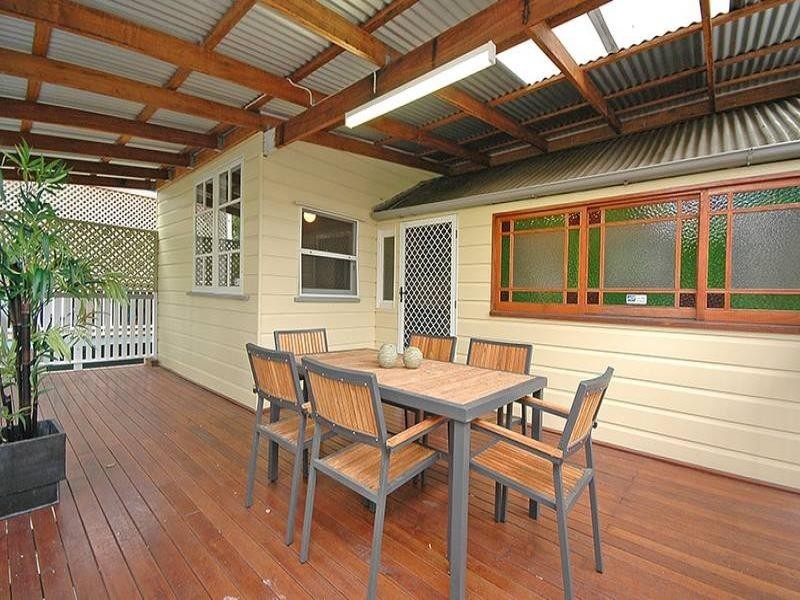 37 Sinclair Street, Kangaroo Point QLD 4169