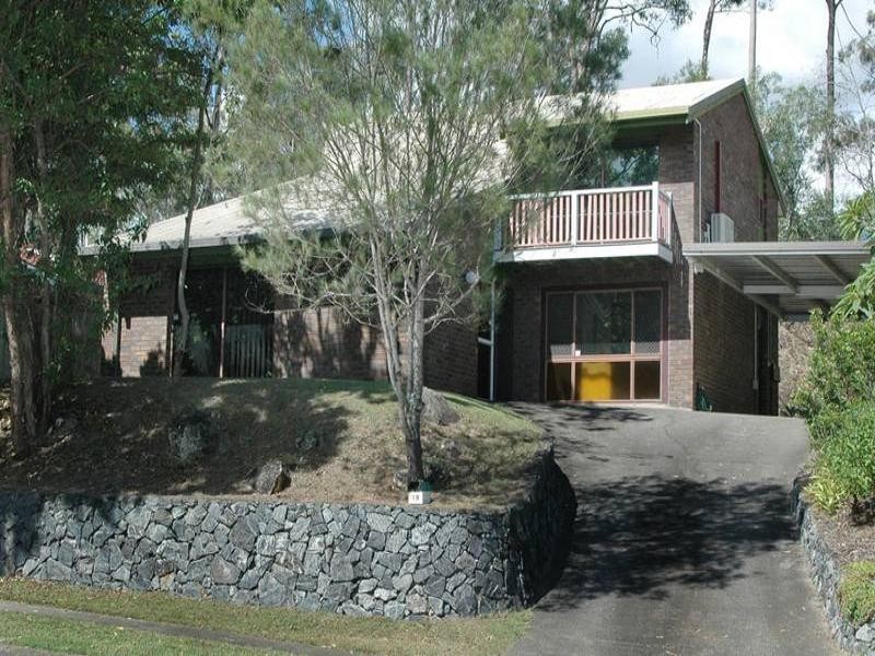 18 Lant Street, Chapel Hill QLD 4069