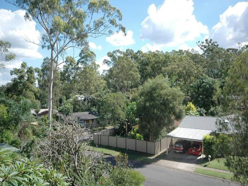 18 Lant Street, Chapel Hill QLD 4069