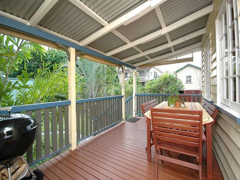 50 Railway Tce, Dutton Park QLD 4102