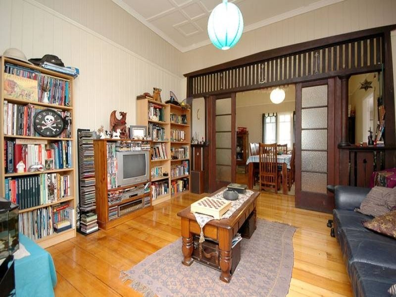 153 Annerley Road, Dutton Park QLD 4102