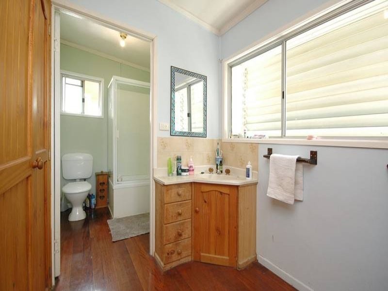 3 Flower Street, Woolloongabba QLD 4102