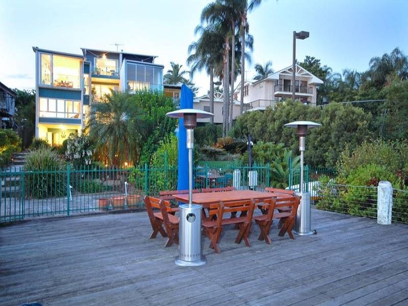 15 Avebury Street, West End QLD 4101