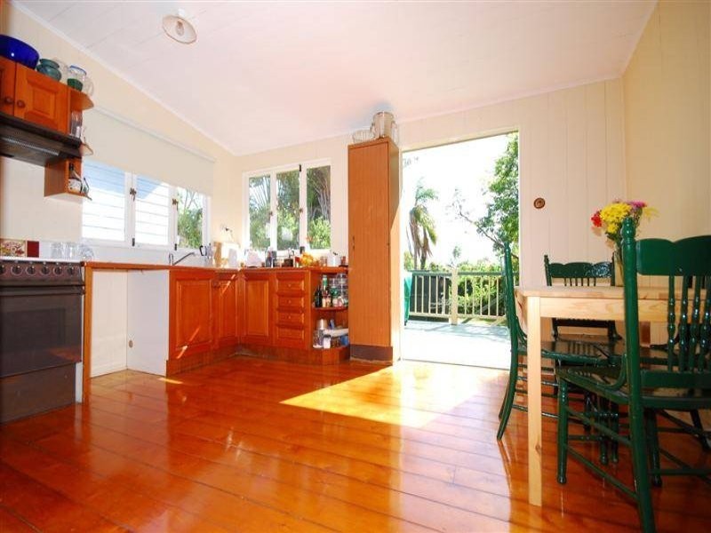 36 Gray Road, West End QLD 4101