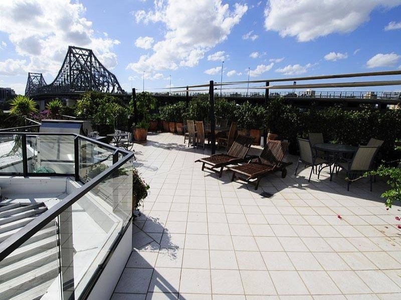 63/54 Mackenzie Street, Kangaroo Point QLD 4169