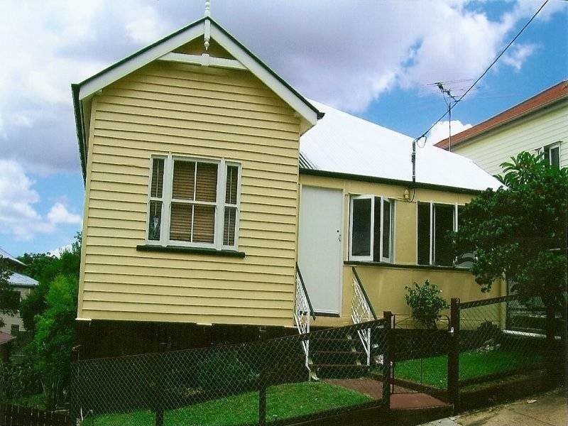 2 Frith Street, Highgate Hill QLD 4101