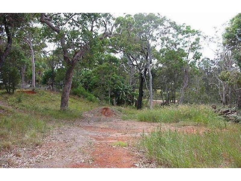 35 Marine Street, Macleay Island QLD 4184