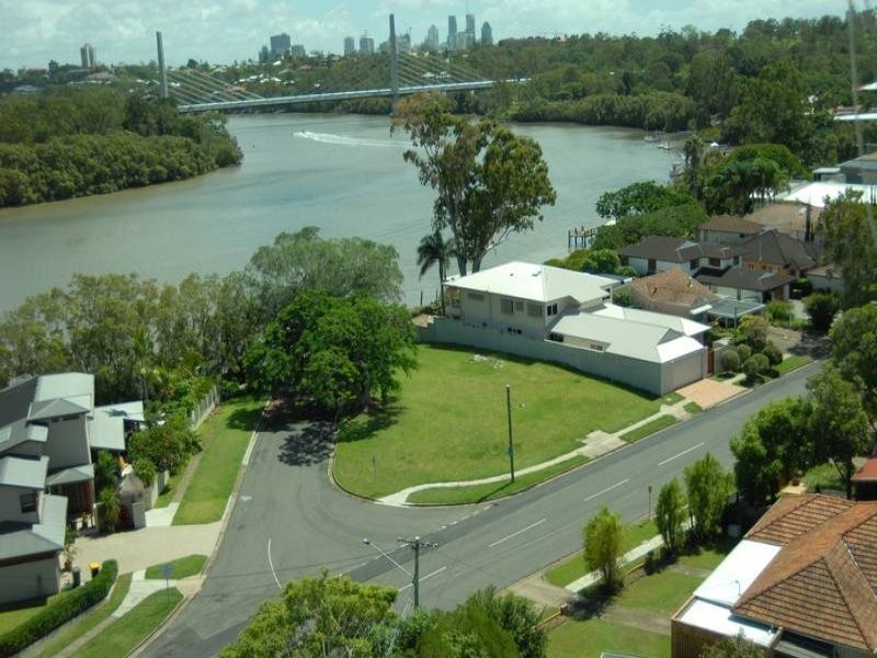 91 Brisbane Corso, Fairfield QLD 4103