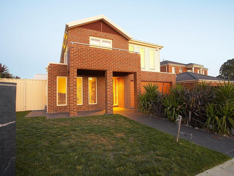 22 Cassowary Rd, South Morang VIC 3752