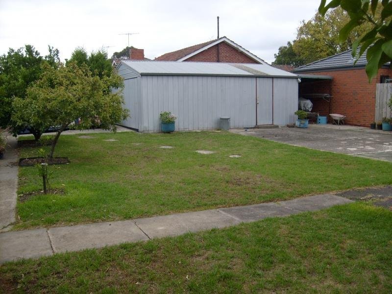 47 Orrong Avenue, Reservoir VIC 3073