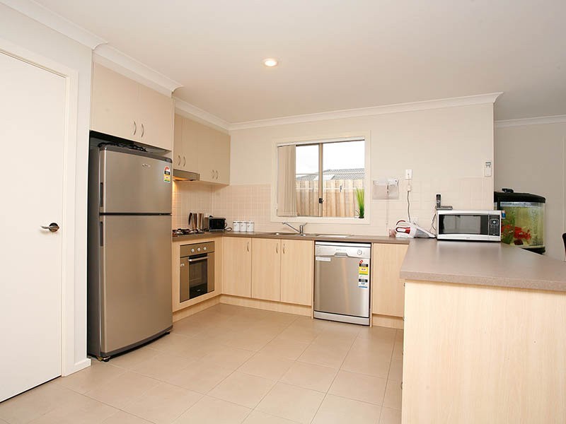 4 Glory Street, South Morang VIC 3752