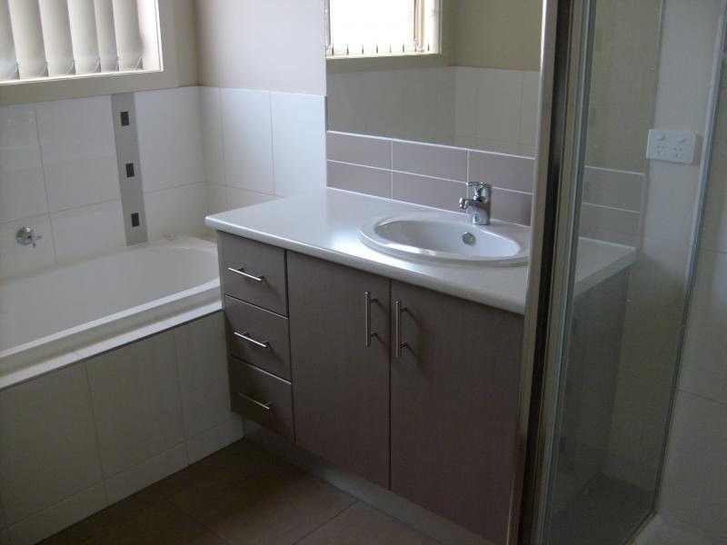 19 Manor House Drive, Epping VIC 3076