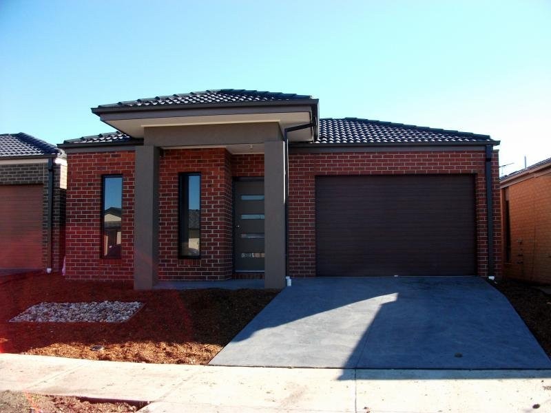 18 McCubbin Way, Mernda VIC 3754