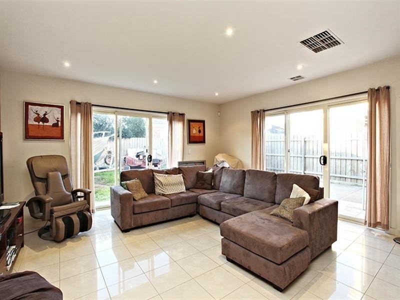 177 The Lakes Boulevard, South Morang VIC 3752