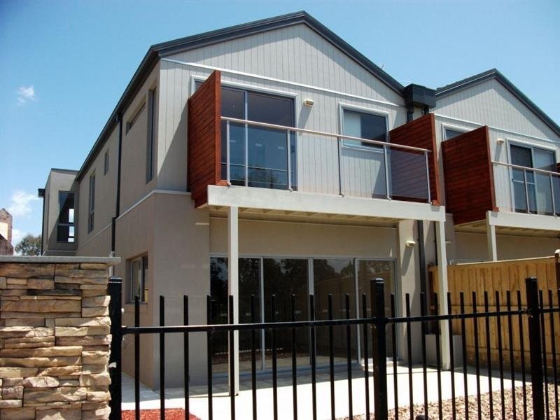 33 Shearwater Place, Mernda VIC 3754