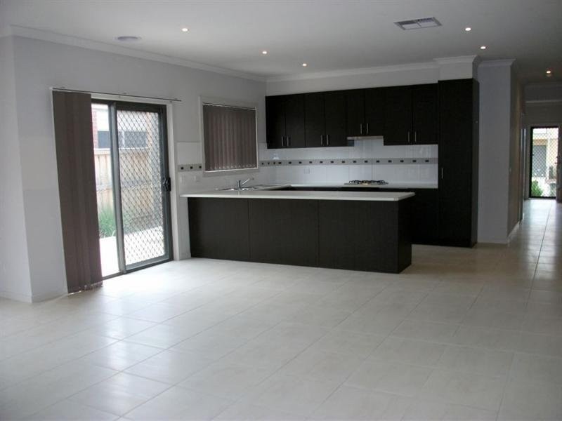 22 Mayflower Mews, Epping VIC 3076